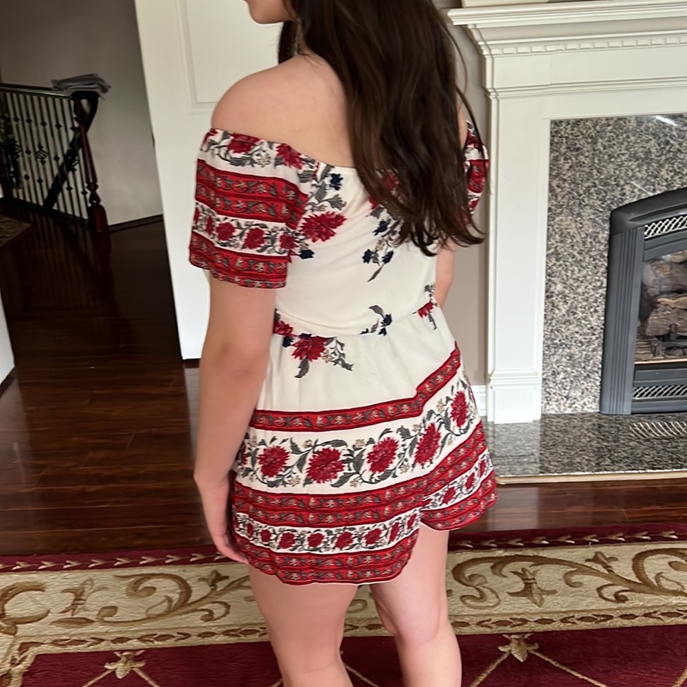 Romper - Picture 2 of 4